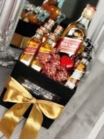TIFFANYTHEBOX_JOHHNIE WALKER WHISKY BOX