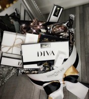 TIFFANYTHEBOX_LINDT BOX_DIVA
